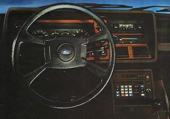 Ford Granada mit B-Netz Telefunken 4015